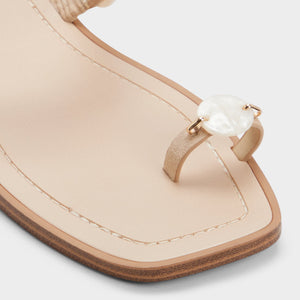 Crystiana / Flat Sandals
