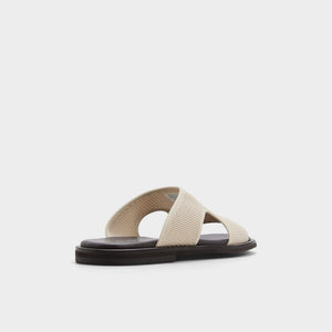 Ashin / Flat Sandals