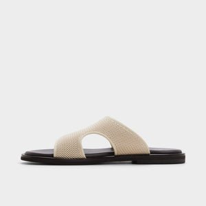 Ashin / Flat Sandals