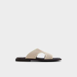 Ashin / Flat Sandals