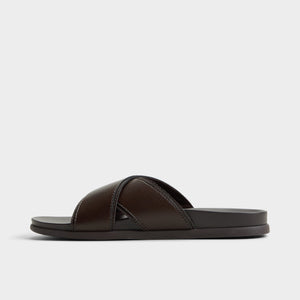 Valdez / Flat Sandals