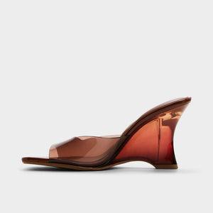 Lumina / Wedge Sandals