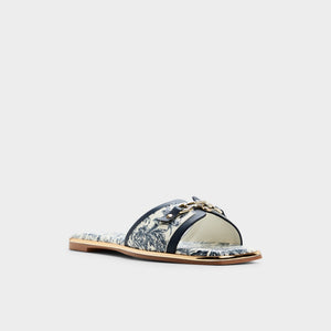 Alamassi / Flat Sandals