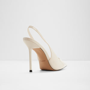 Puckerup / Heeled Shoes
