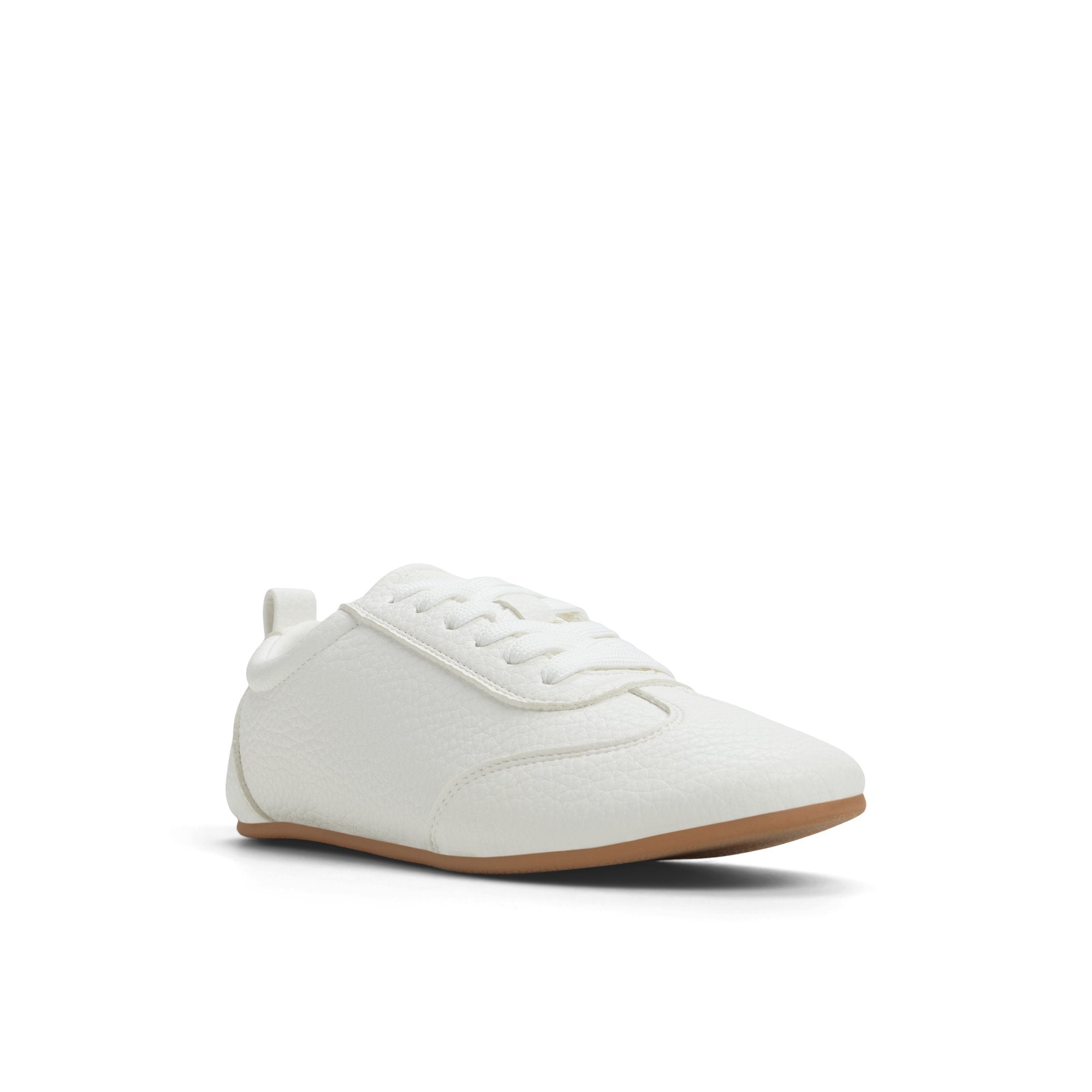 Quincie  /  Sneakers