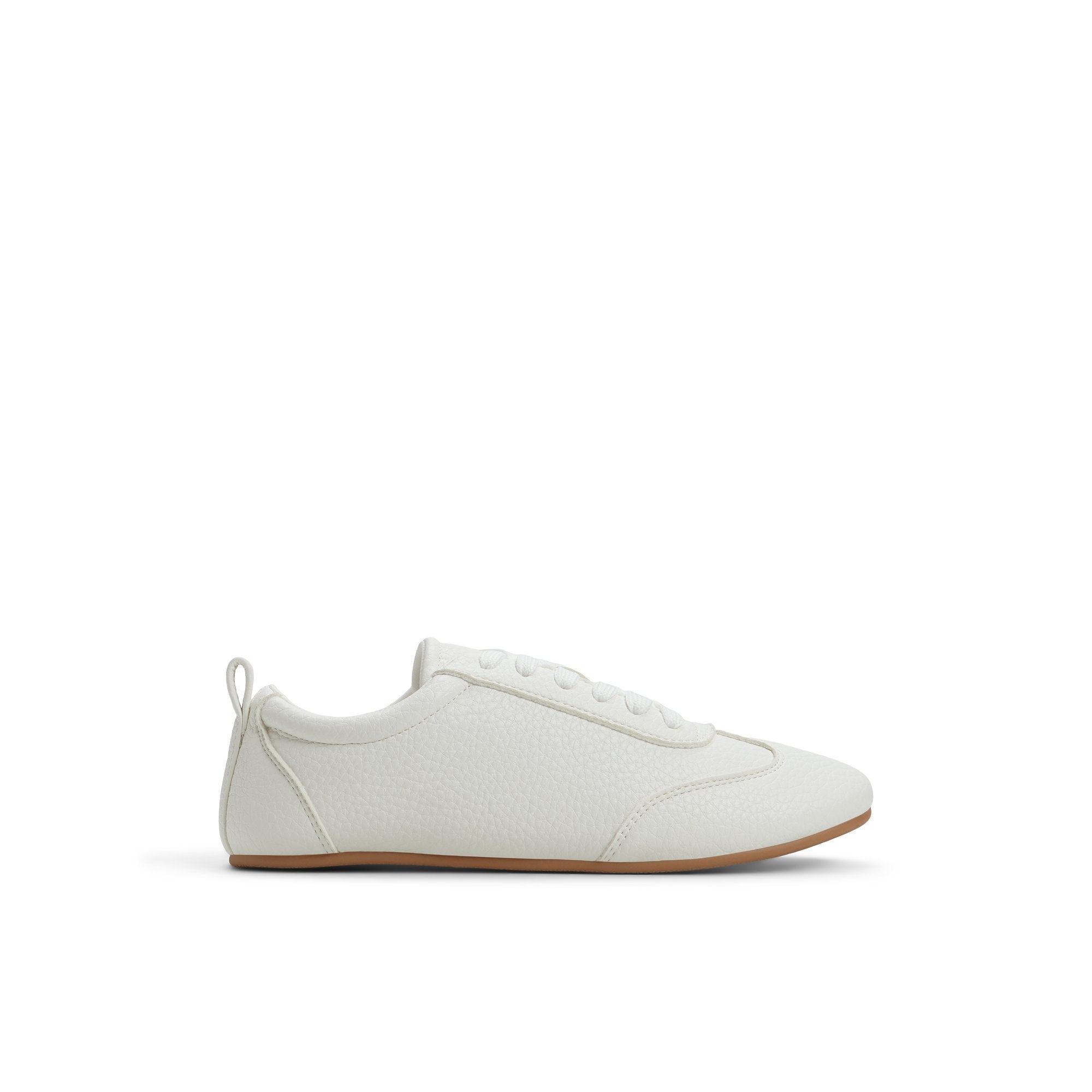 Quincie  /  Sneakers