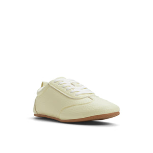 Quincie  /  Sneakers