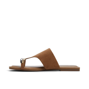 Rachylle / Flat Sandals