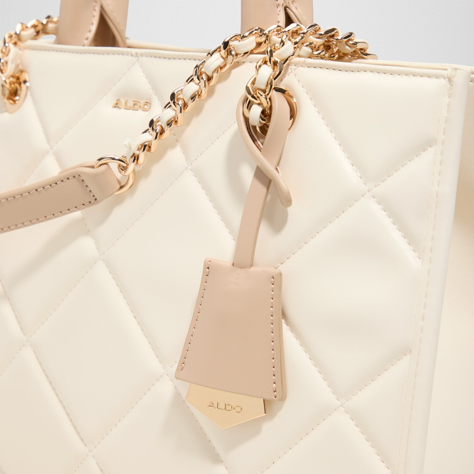 Raeyna / Tote