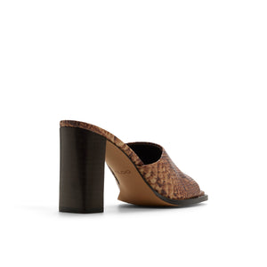 Re-Sophia / Heeled Sandals