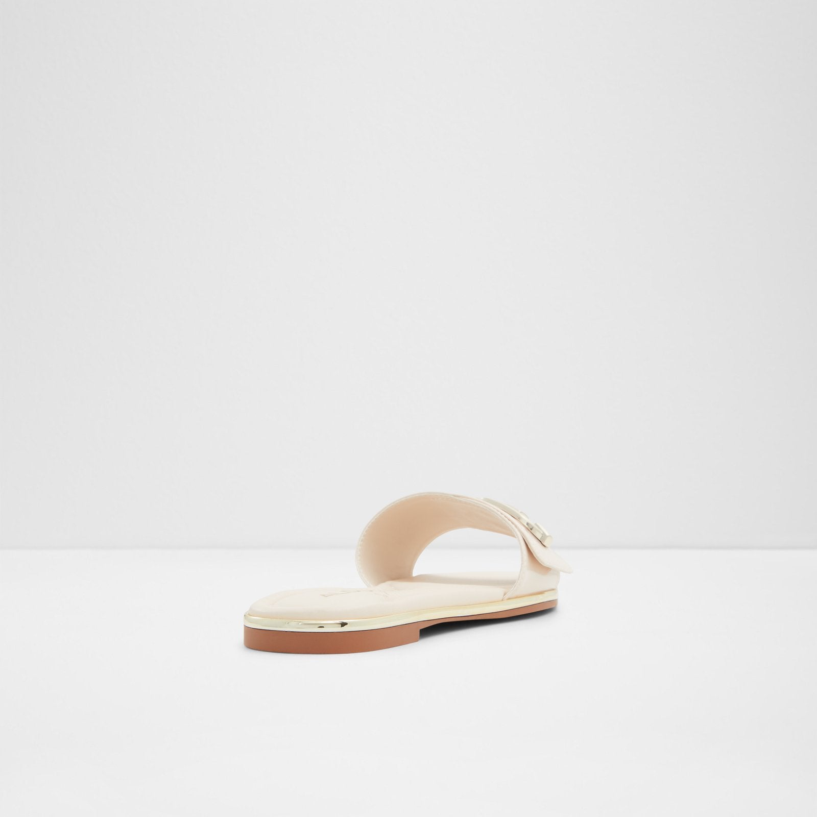 Remila / Flat Sandals