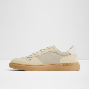 Retrosneaker / Sneakers
