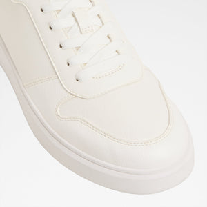 Retrosneaker / Sneakers