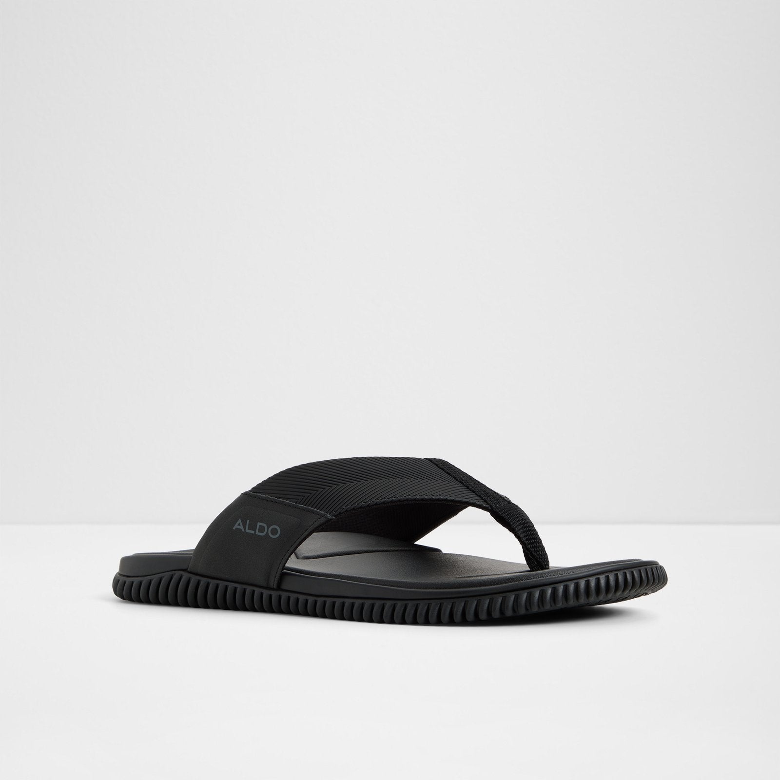 Riptide / Flat Sandals
