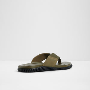 Riptide / Flat Sandals