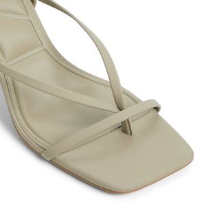 Riva / Heeled Sandals