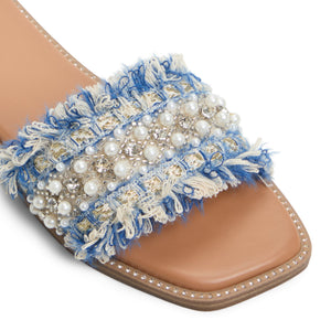 Rojas  /  Flat Sandals