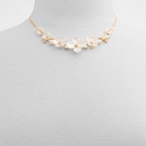 Rosally / Necklaces