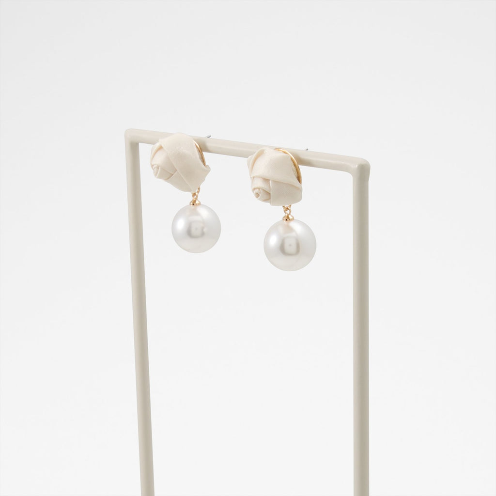 Rosettee / Earrings