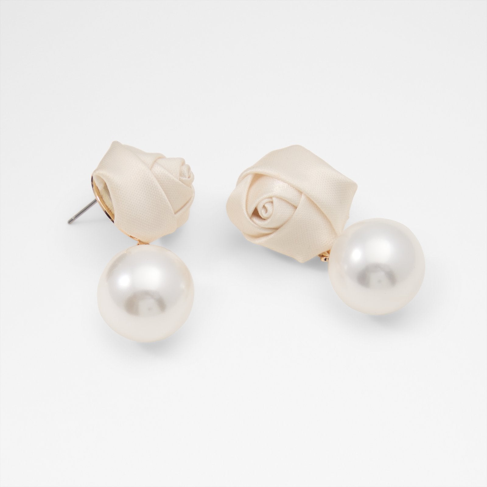 Rosettee / Earrings