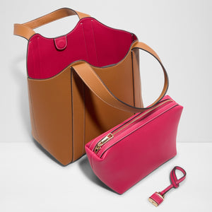 Rowsley / Satchel