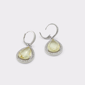 Sabrinaa / Accessories