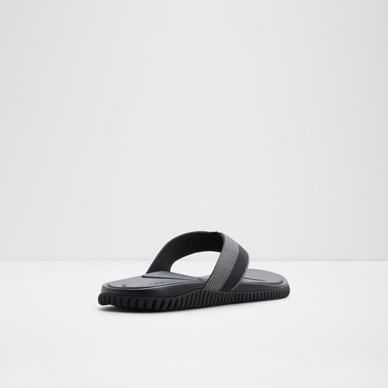 Sainz / Flat Sandals