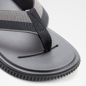 Sainz / Flat Sandals