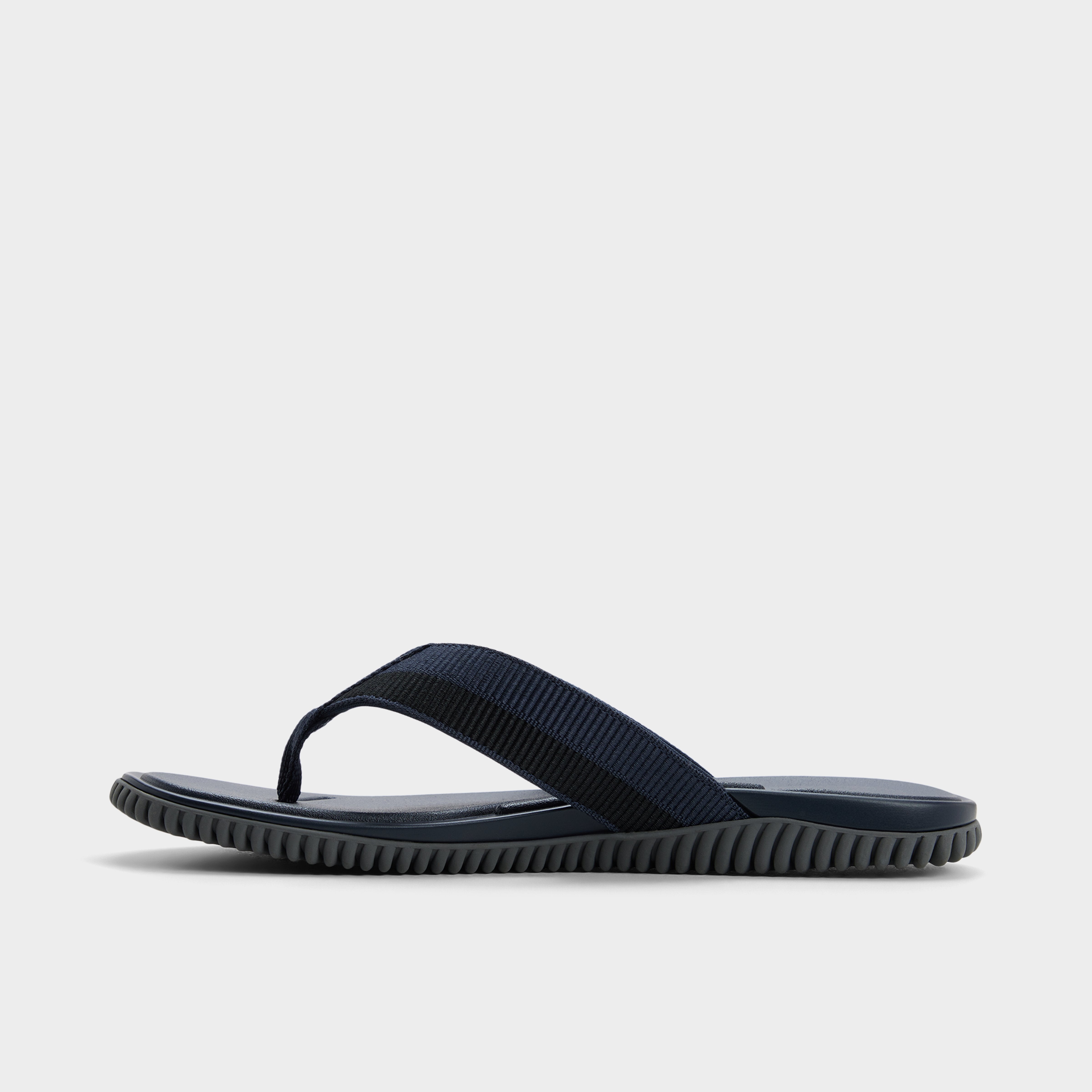 Sainz / Flat Sandals