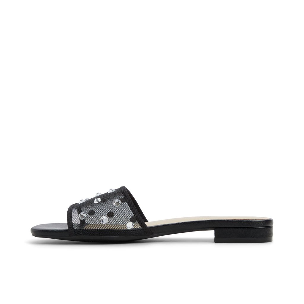 Sakinah  /  Flat Sandals