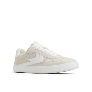 Salome  /  Sneakers