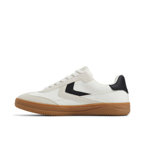 Salome / Sneakers