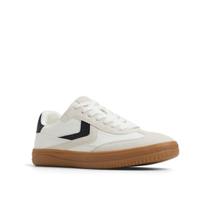 Salome / Sneakers