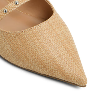 Sandee  /  Clogs & Mules