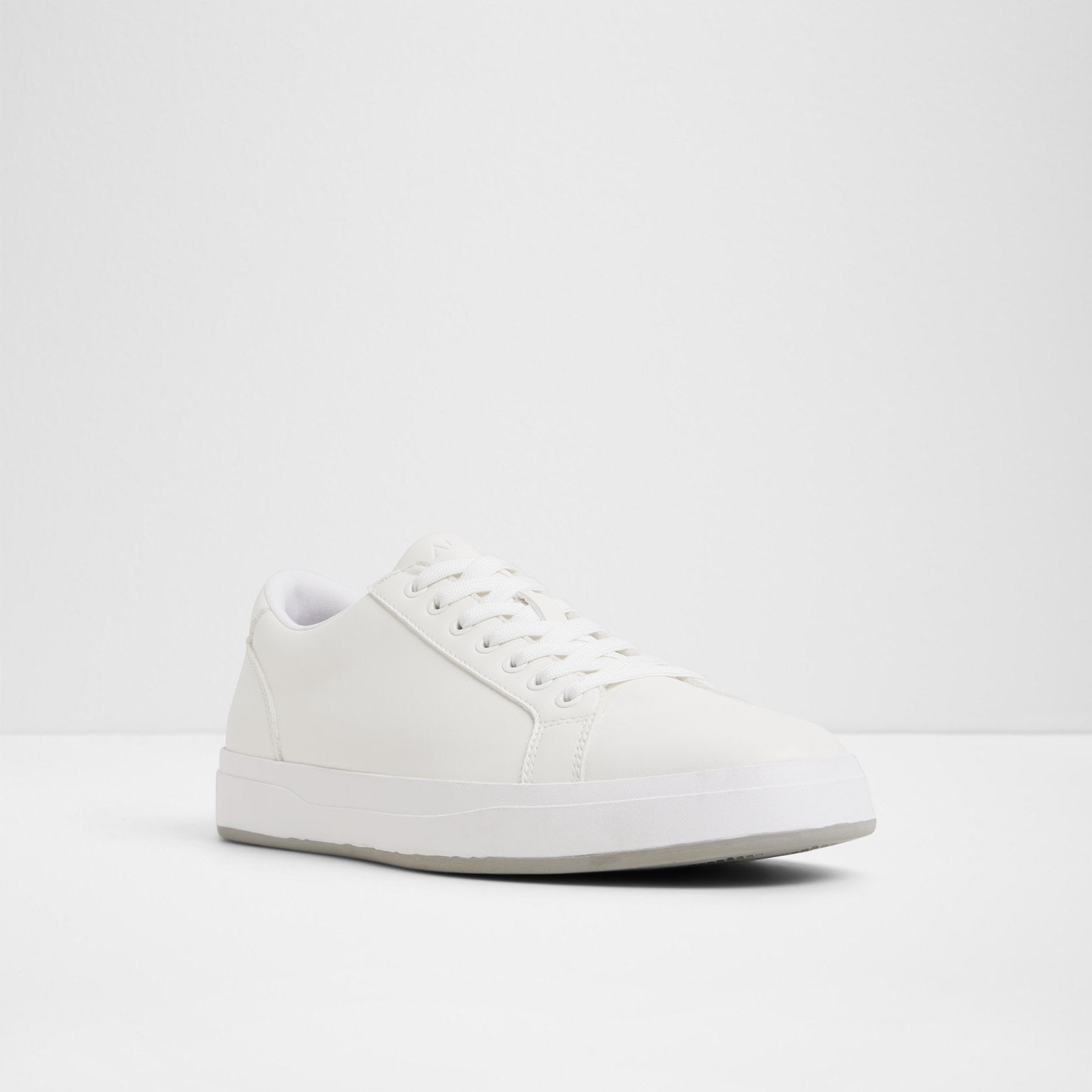 Scottiee / Sneakers