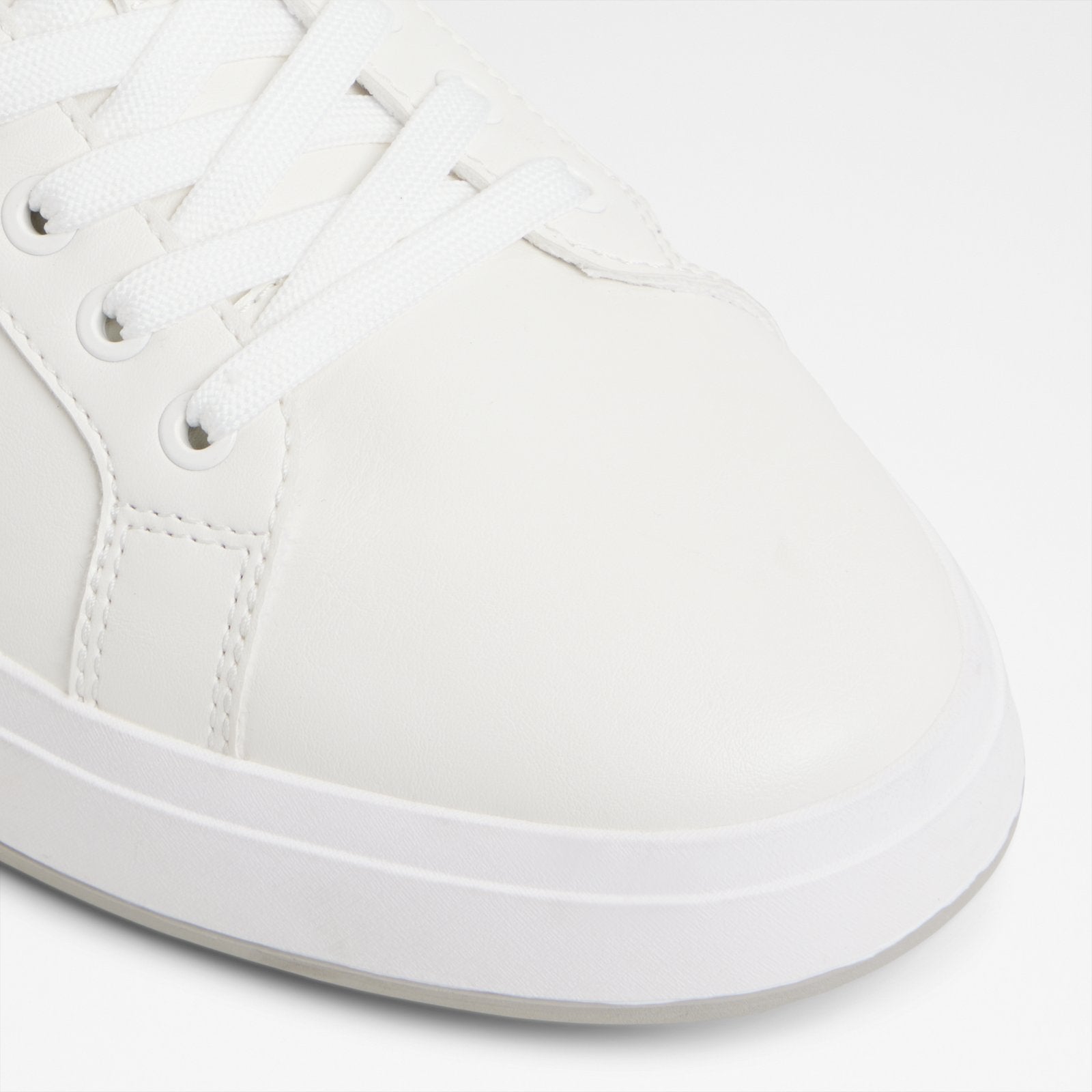 Scottiee / Sneakers