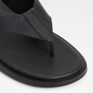 Serano / Flat Sandals