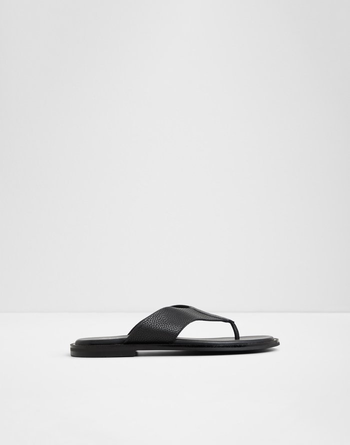 Serano / Flat Sandals