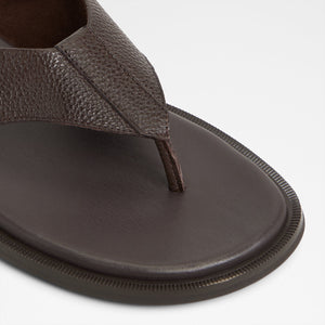 Serano / Flat Sandals
