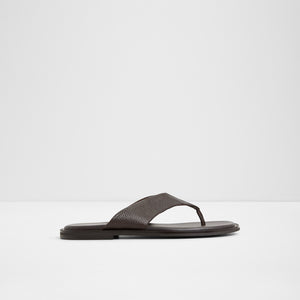 Serano / Flat Sandals