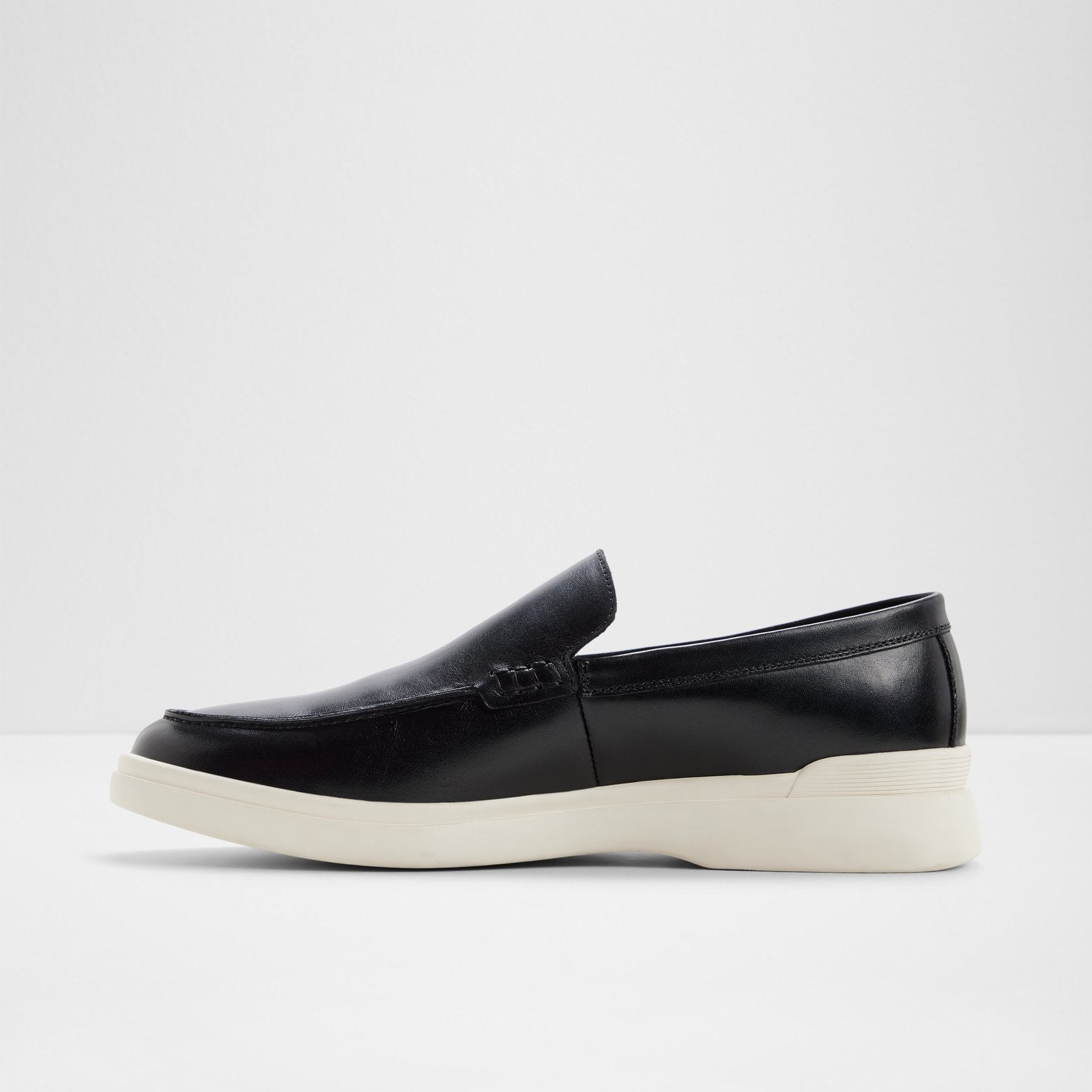 Shayn / Loafers