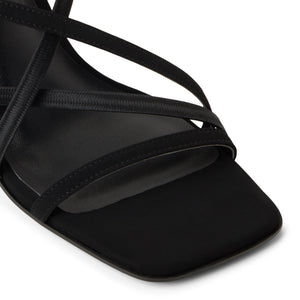 Siierra / Heeled Sandals