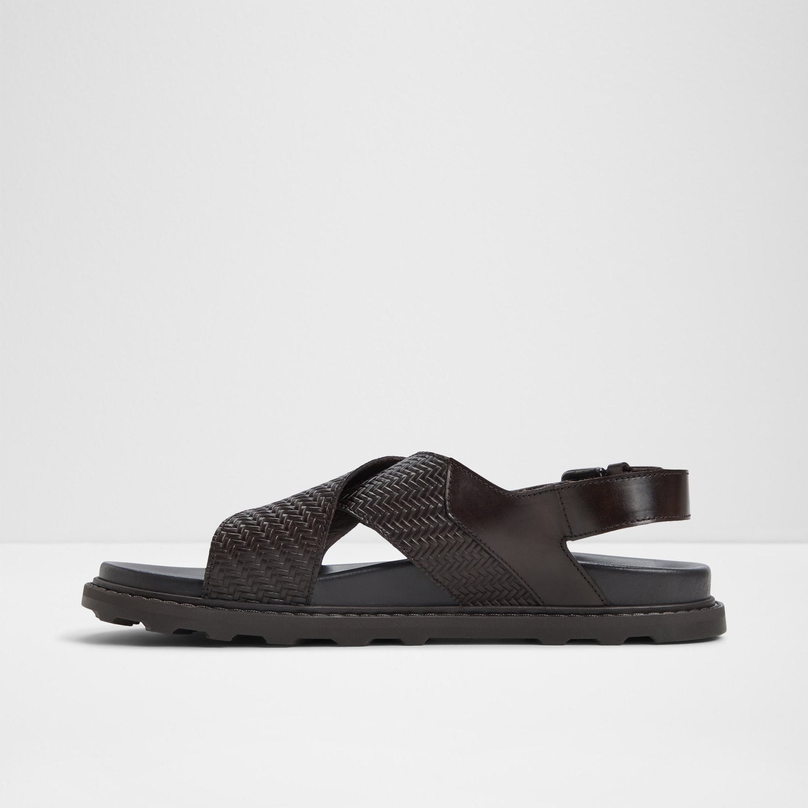 Silvo / Flat Sandals
