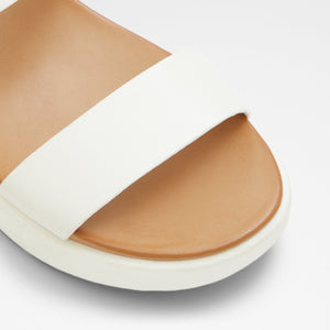 Silyia / Flat Sandals