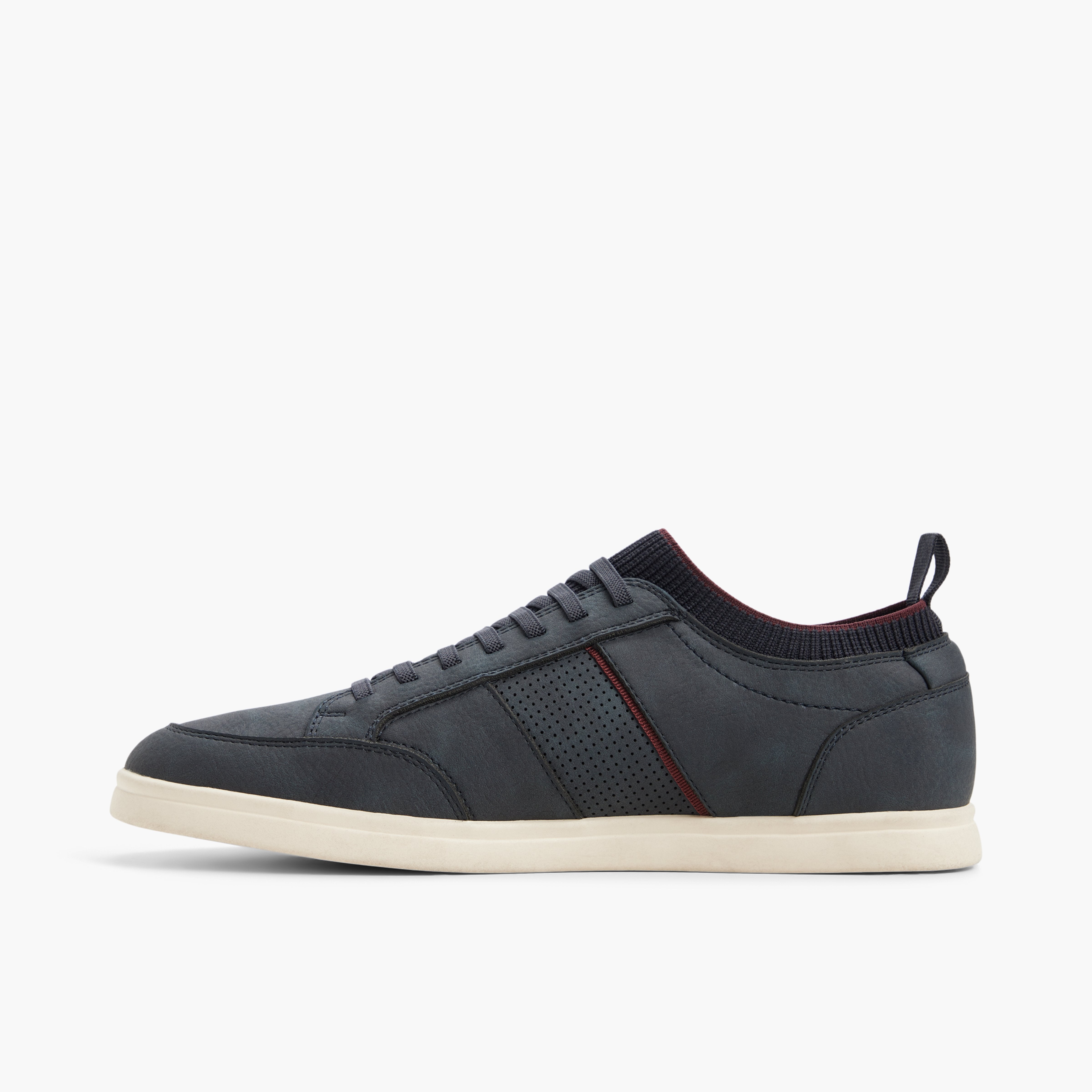 Slippro \ Slip Ons