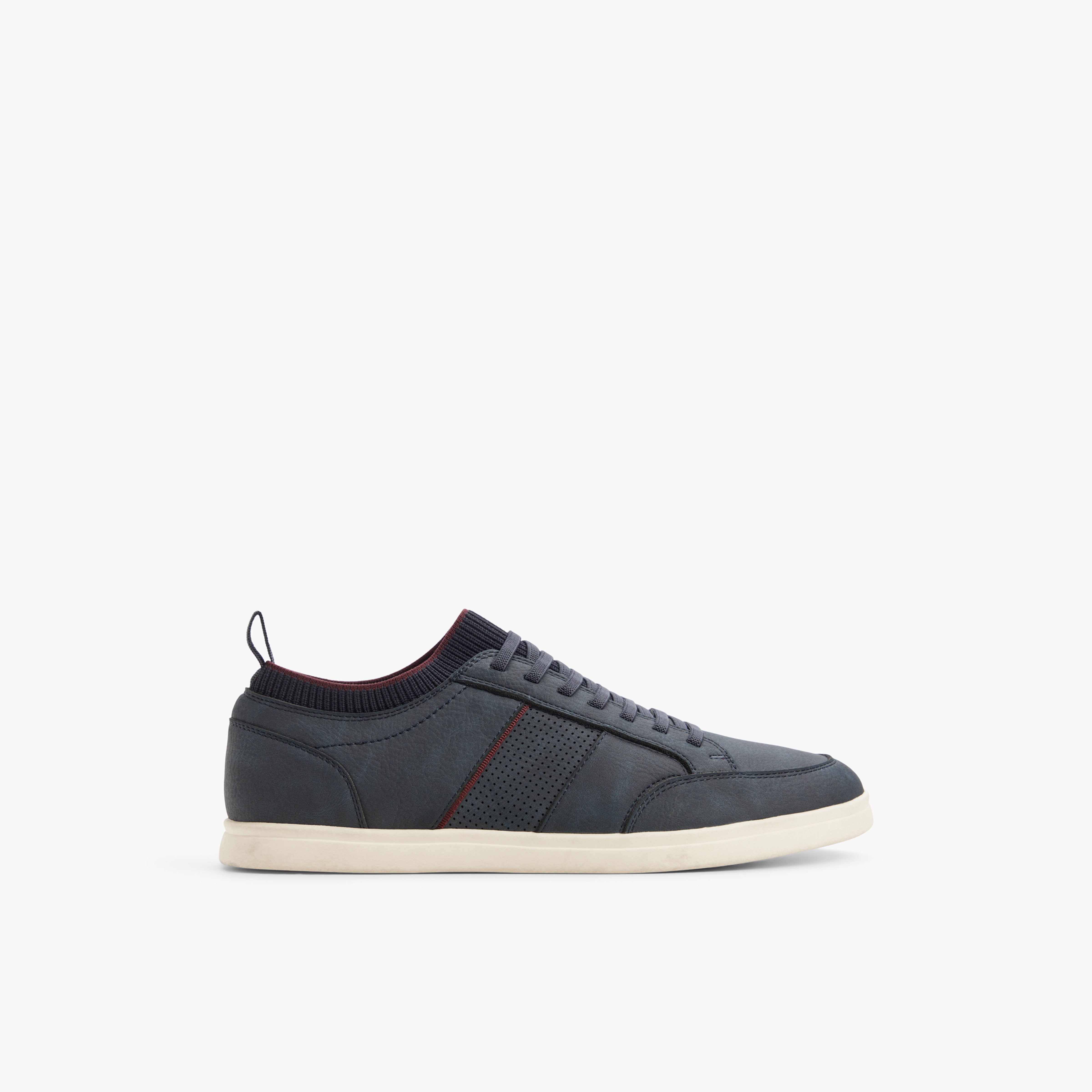 Slippro \ Slip Ons