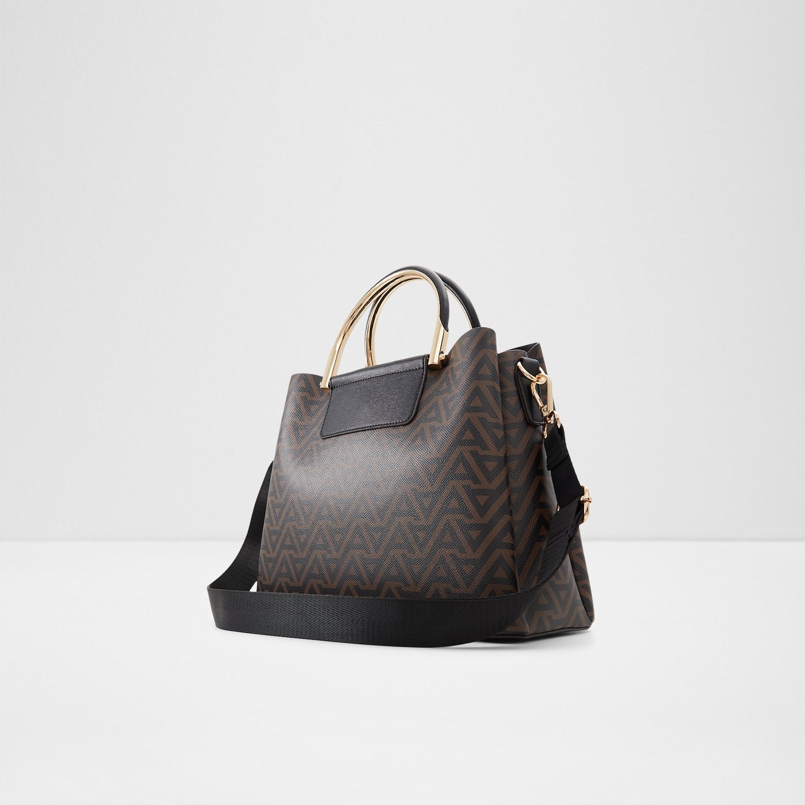 Sloana / Satchel