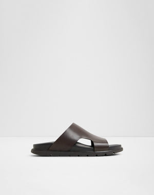 Soar / Flat Sandals