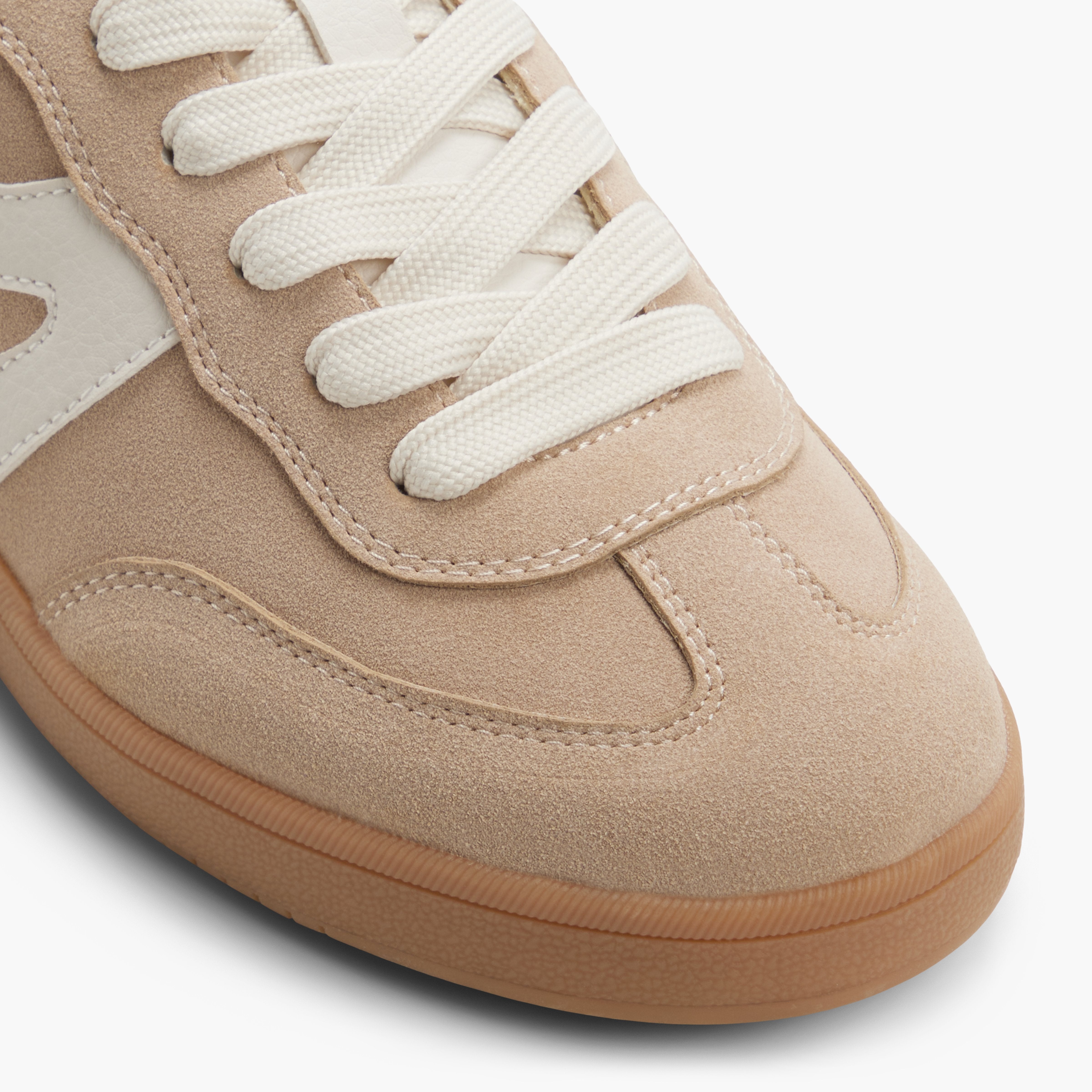 Solae \ Sneakers