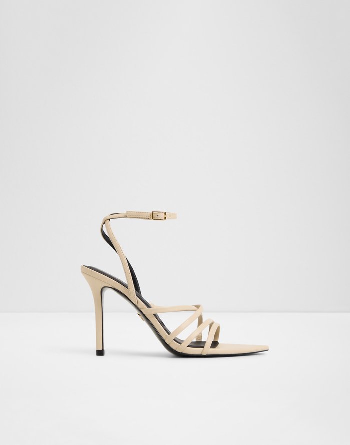 Solania / Heeled Sandals